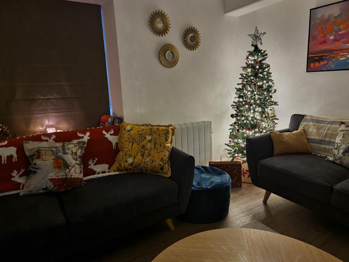 Eldon Row - Stylish Character Apartments - Central Location 1 & 2 Bed Available Dolgellau Buitenkant foto